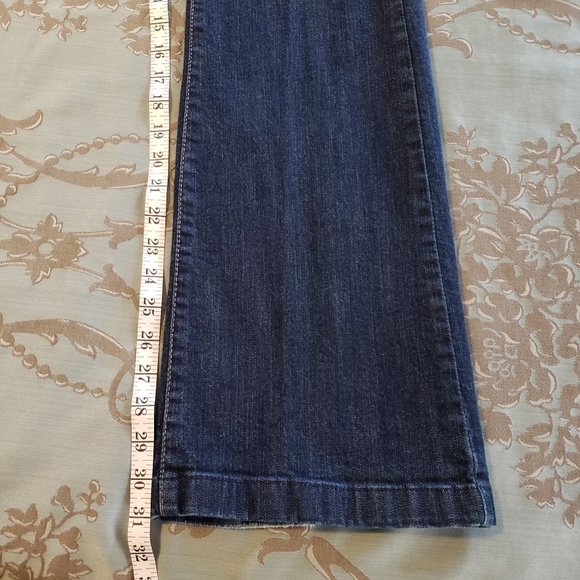 Levi's The Original Jean Mid Rise Dark Wash Blue Jeans Women’s Size 10 - Picture 11 of 12